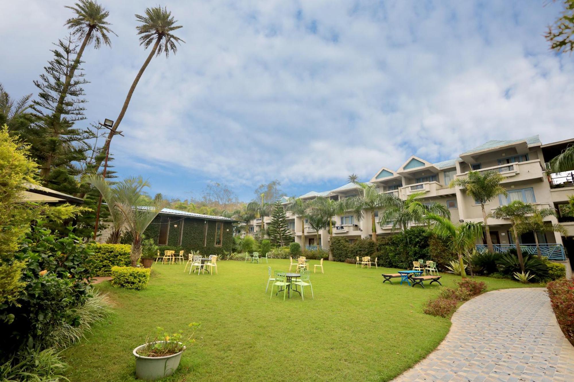 Hummingbird Resort Маунт-Абу Экстерьер фото